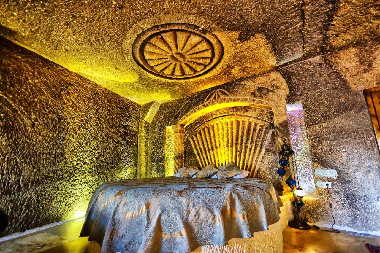 Cappadocia Empire Cave Hotel Göreme Exterior foto