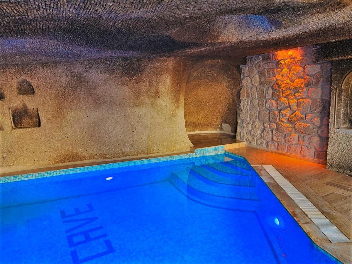 Cappadocia Empire Cave Hotel Göreme Exterior foto