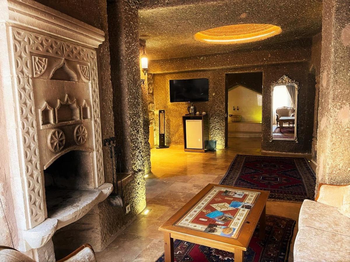 Cappadocia Empire Cave Hotel Göreme Exterior foto