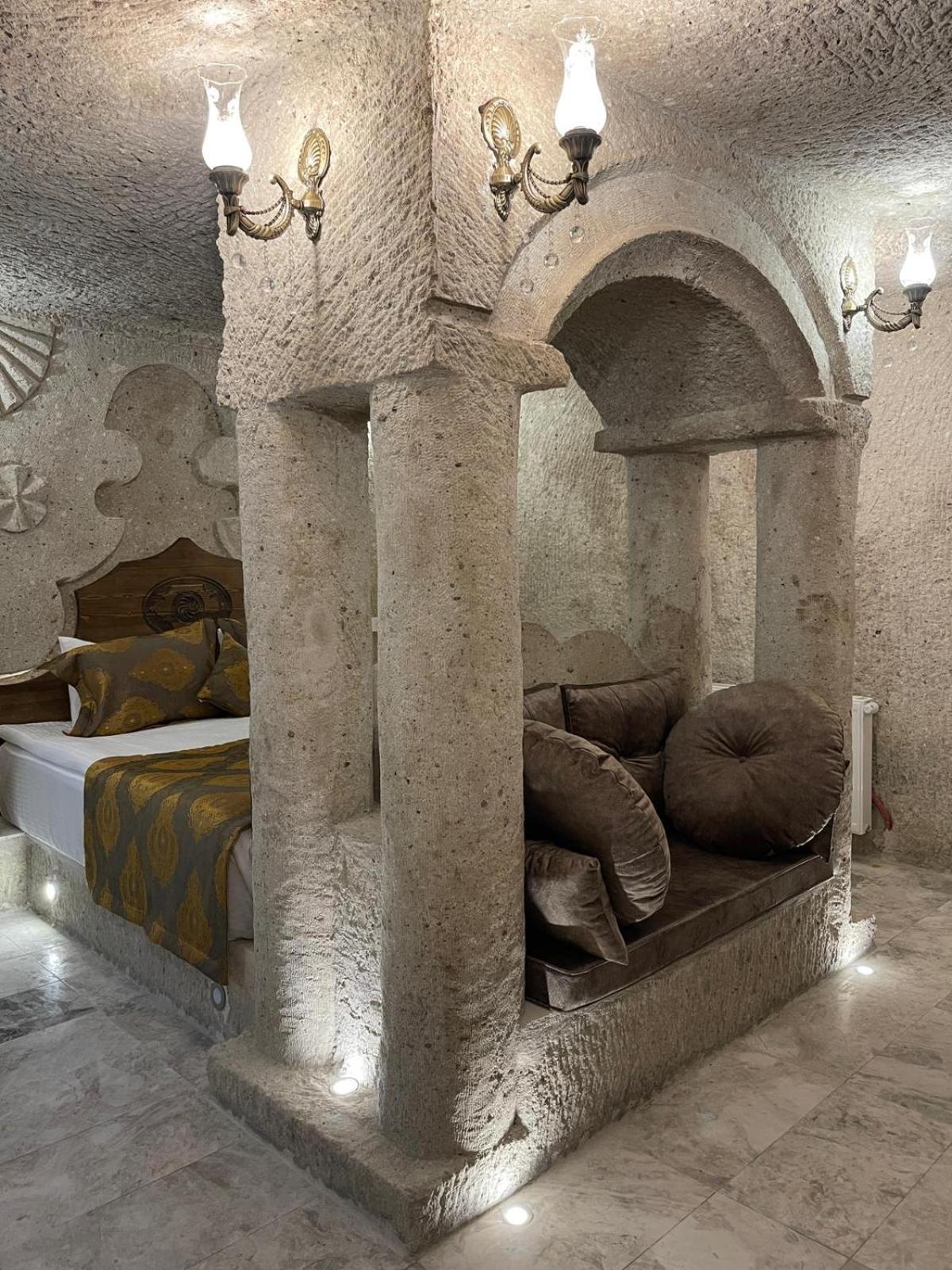 Cappadocia Empire Cave Hotel Göreme Exterior foto