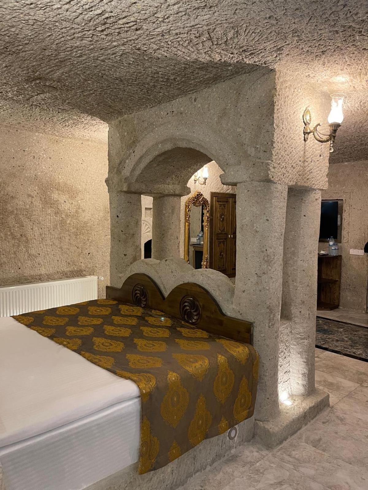 Cappadocia Empire Cave Hotel Göreme Exterior foto