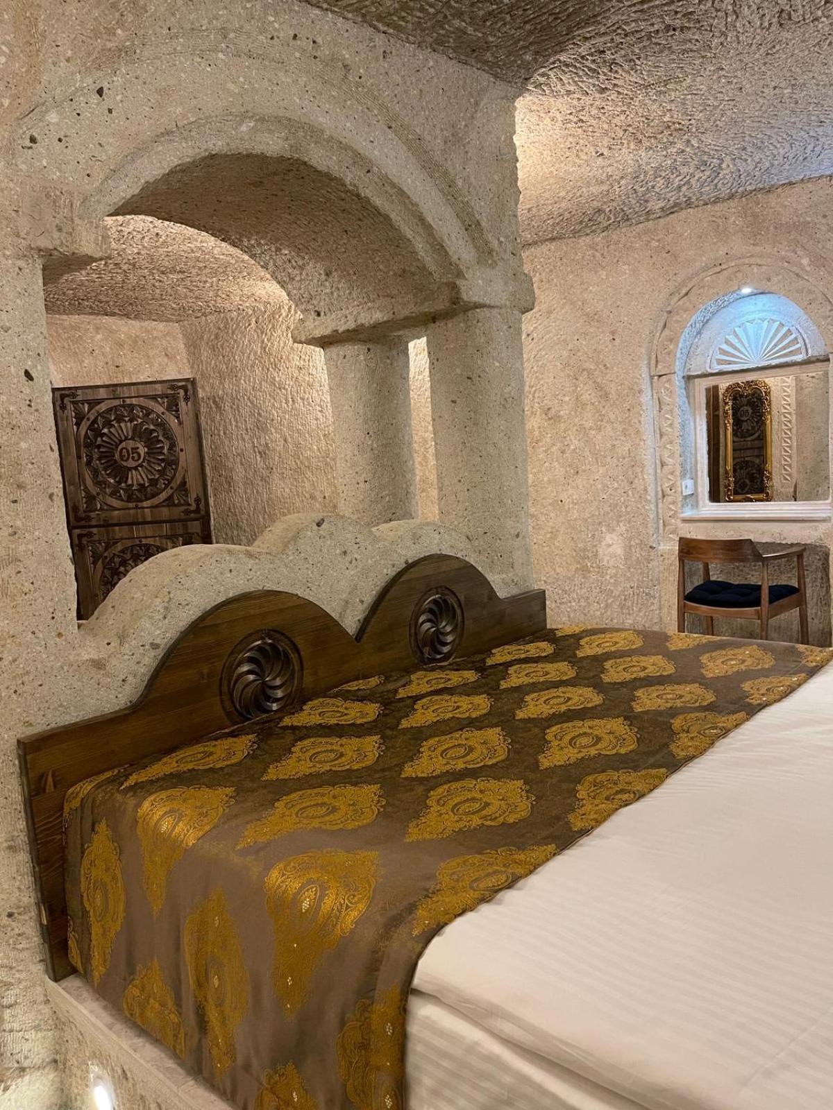 Cappadocia Empire Cave Hotel Göreme Exterior foto